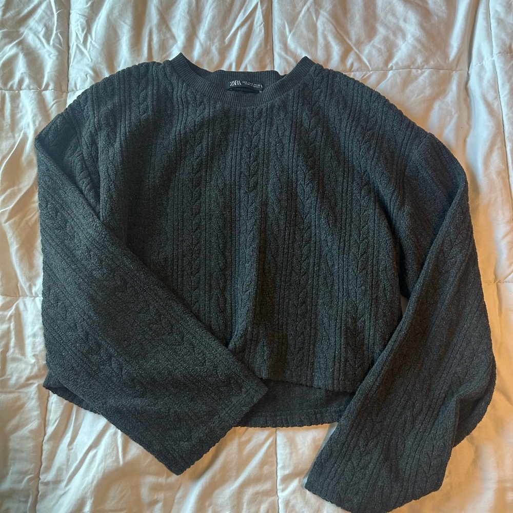 ZARA Gray Long Sleeve Sweater